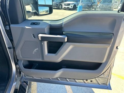Used 2020 Ford F150 XLT w/ Equipment Group 302A Luxury AWD/4WD image 31