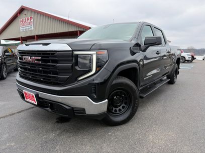 Used 2022 GMC Sierra 1500 Pro w/ Pro Value Package