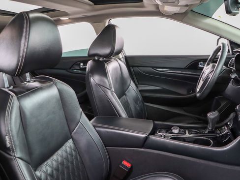 Used 2023 Nissan Maxima Platinum w/ Sport Mat Group image 28