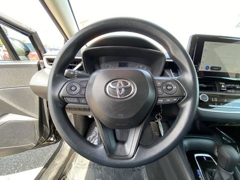 Certified 2025 Toyota Corolla LE FWD image 26