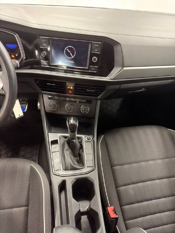 Used 2023 Volkswagen Jetta Sport FWD image 28