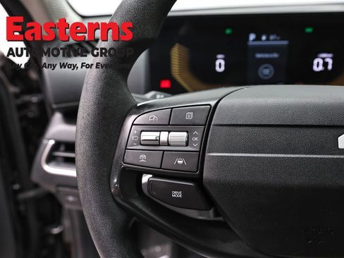 Used 2025 Kia K4 LXS image 15