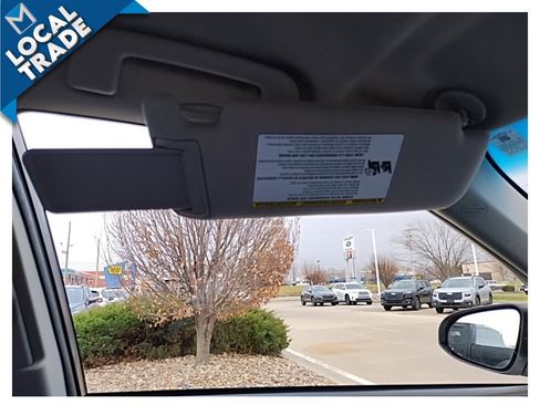 Used 2015 Toyota Camry XSE image 39