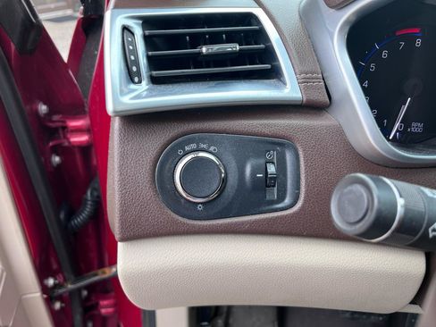 Used 2016 Cadillac SRX Luxury w/ Driver Awareness Package FWD image 30