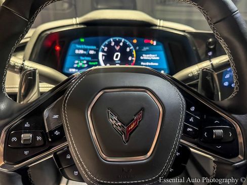 Used 2025 Chevrolet Corvette Stingray Preferred Conv w/ Battery Protection Package RWD image 15