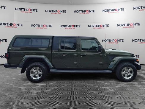 Used 2021 Jeep Gladiator Sport AWD/4WD image 7