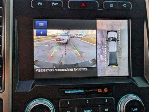 Used 2020 Ford F350 Platinum image 9