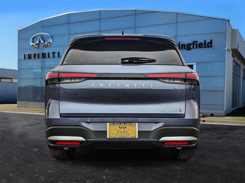 New 2027 INFINITI QX60 Luxe w/ Family Package AWD/4WD image 5