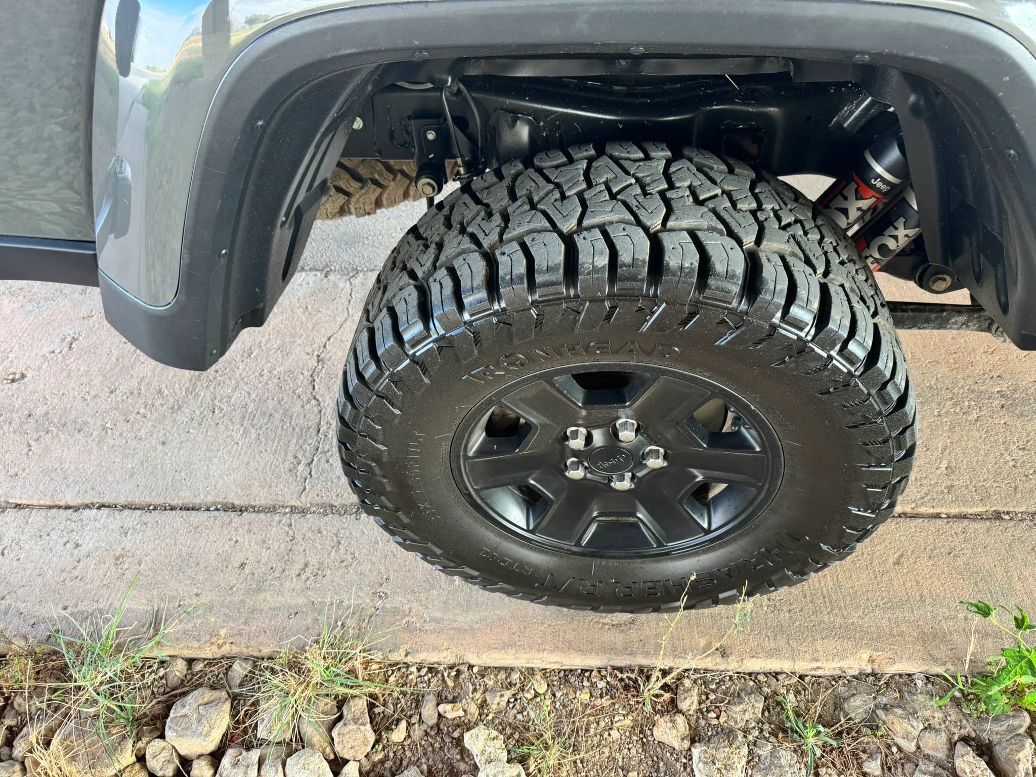 Used 2020 Jeep Gladiator Mojave AWD/4WD image 28