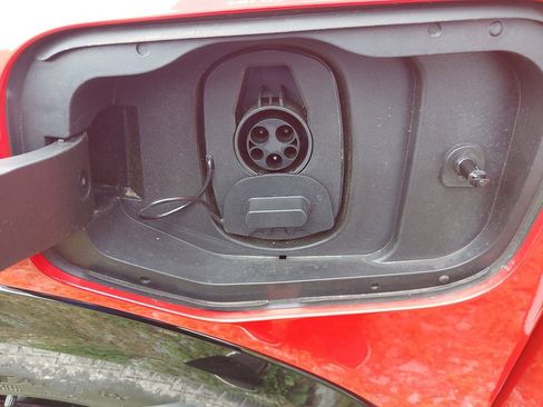 Used 2025 Chevrolet Equinox EV RS image 40