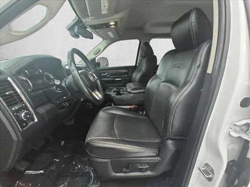 Used 2017 RAM 1500 Laramie AWD/4WD image 16