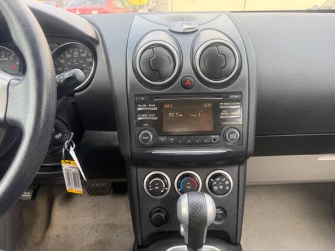 Used 2015 Nissan Rogue S w/ Convenience Package AWD/4WD image 20