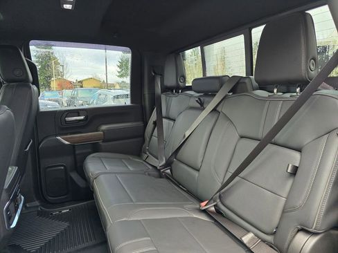 Used 2023 Chevrolet Silverado 3500 High Country image 17