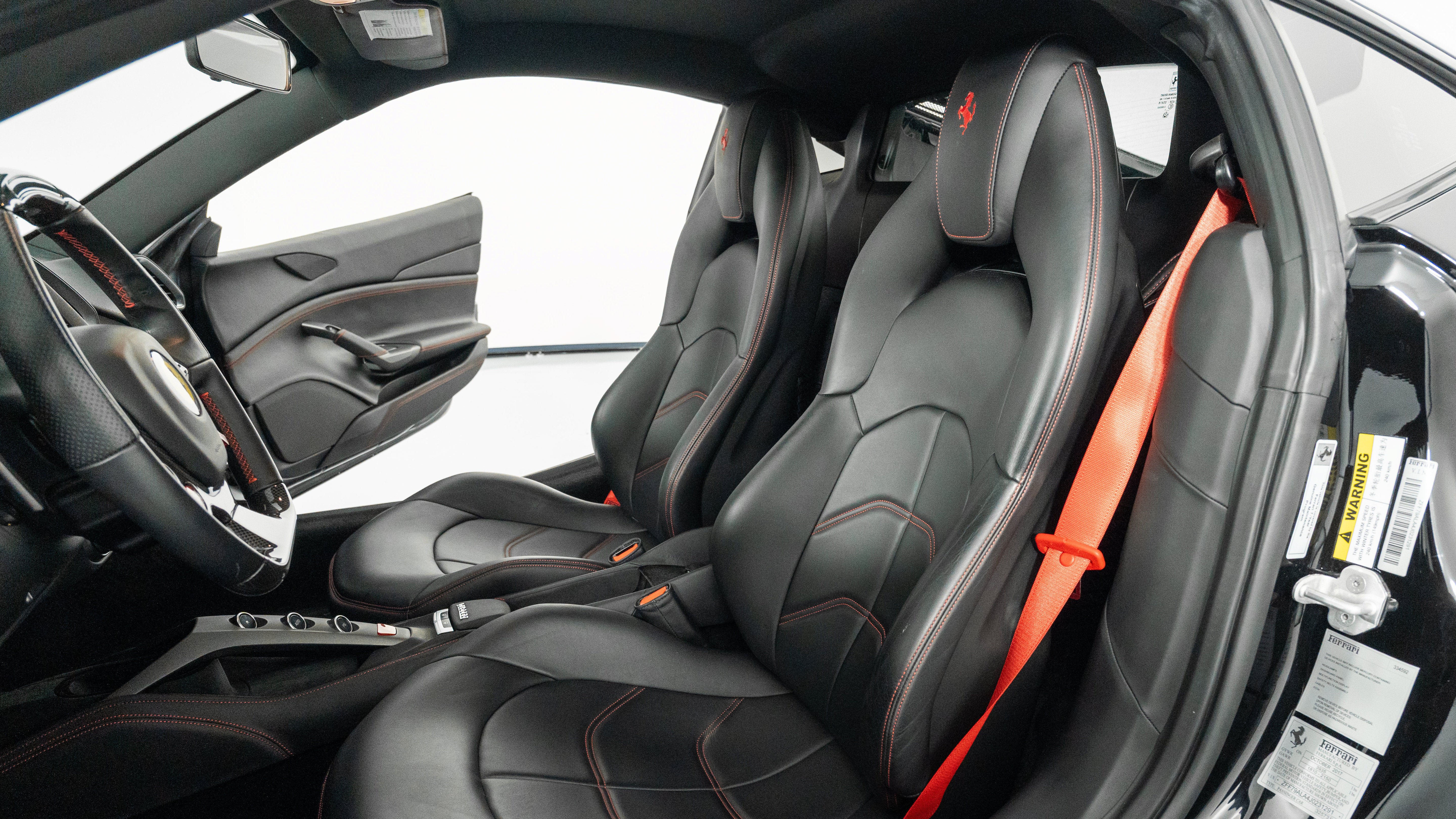 Certified 2018 Ferrari 488 GTB RWD image 23