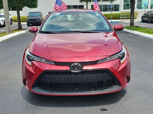 Used 2022 Toyota Corolla LE FWD image 4