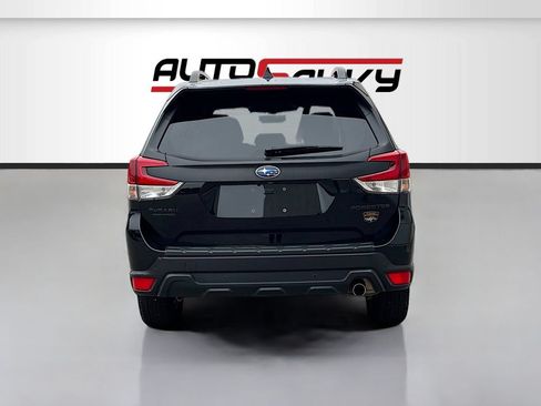 Used 2025 Subaru Forester Wilderness AWD/4WD image 6