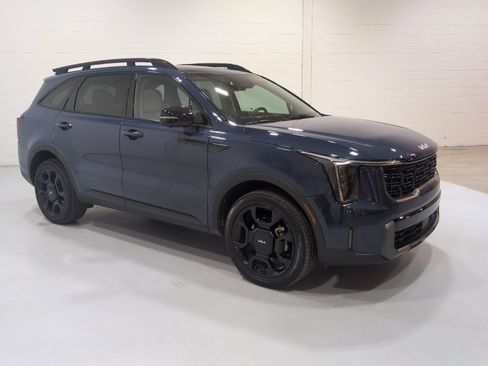 Certified 2024 Kia Sorento SX AWD/4WD image 1