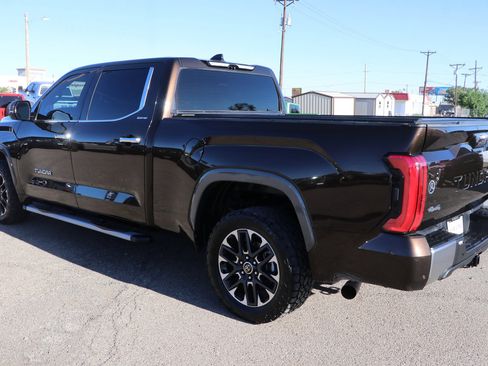 Used 2022 Toyota Tundra Limited AWD/4WD image 5