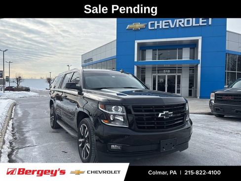 Certified 2019 Chevrolet Suburban LT w/ RST Edition image 1