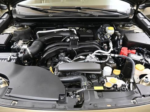 Certified 2025 Subaru Outback Onyx Edition image 9