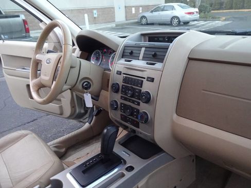 Used 2012 Ford Escape XLT image 14