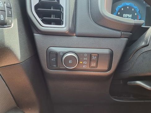 Used 2025 Ford Bronco Sport Outer Banks w/ Outer Banks Tech Package+ AWD/4WD image 31