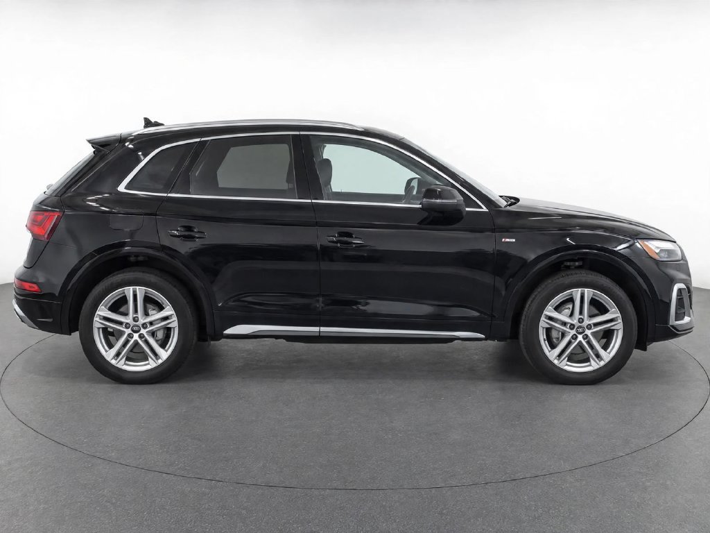 Used 2025 Audi Q5 e Premium Plus AWD/4WD image 4