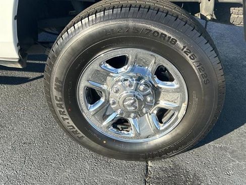 Used 2023 RAM 2500 Tradesman w/ Safety Group image 20