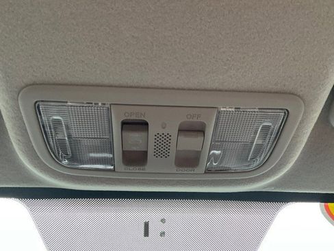 Used 2015 Honda Fit EX image 18