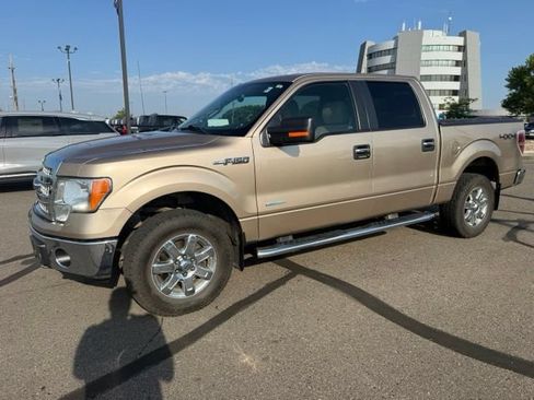 Used 2014 Ford F150 XLT w/ Equipment Group 302A Luxury AWD/4WD image 6