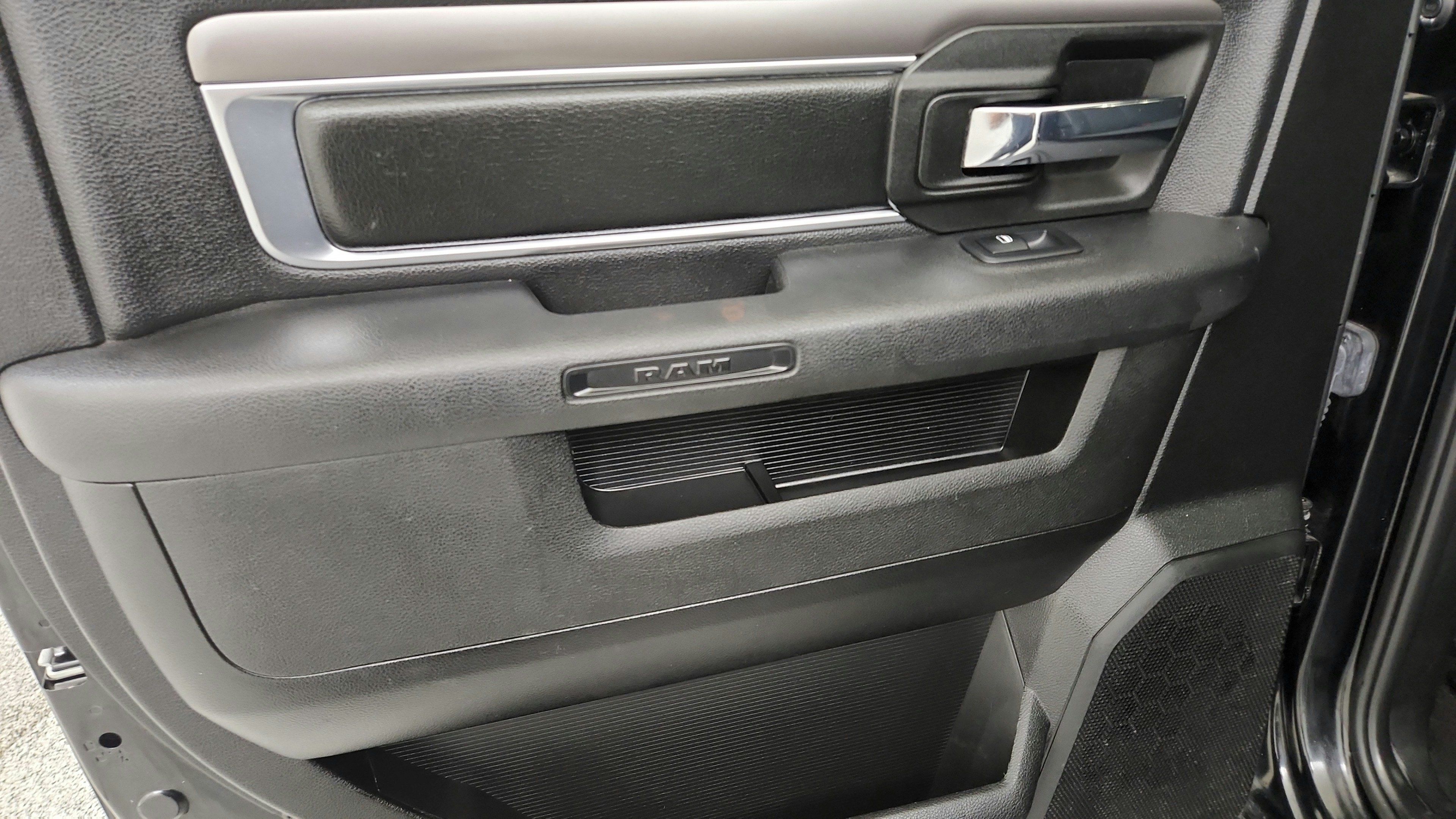 Used 2021 RAM 1500 Warlock w/ Luxury Group AWD/4WD image 26