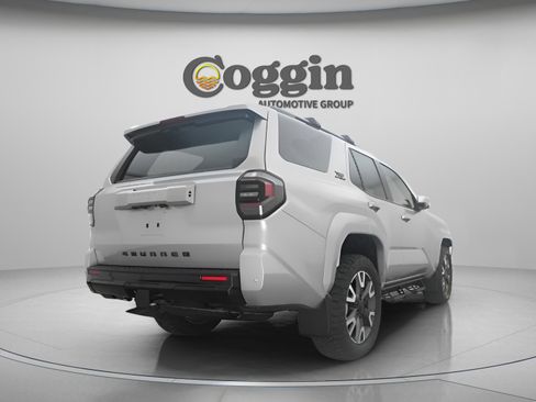 New 2025 Toyota 4Runner TRD Sport Premium image 18