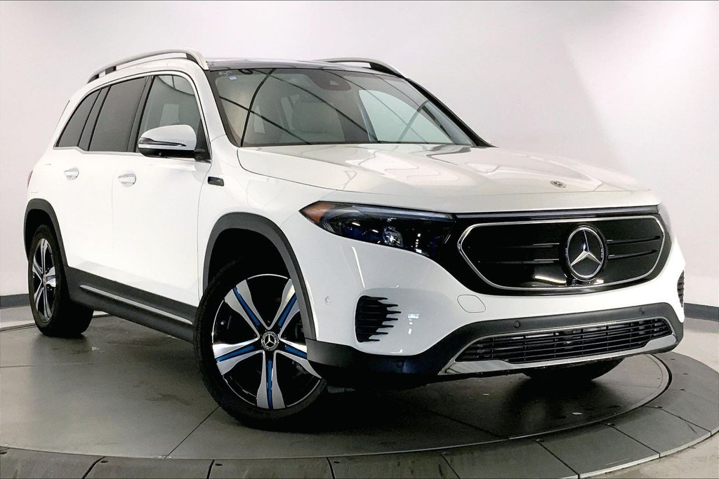 Used 2023 Mercedes-Benz EQB 350 4MATIC SUV image 1