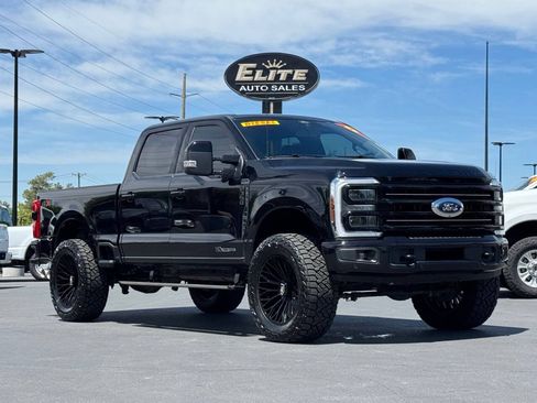 Used 2025 Ford F350 Platinum AWD/4WD image 1