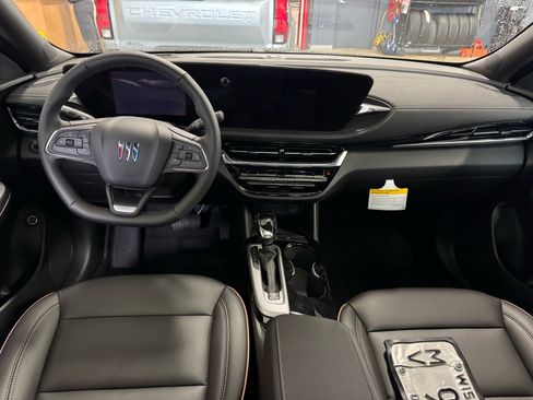 New 2026 Buick Envista Avenir FWD image 11