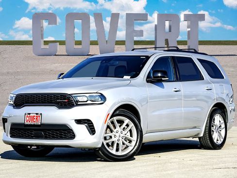 Used 2024 Dodge Durango GT image 1