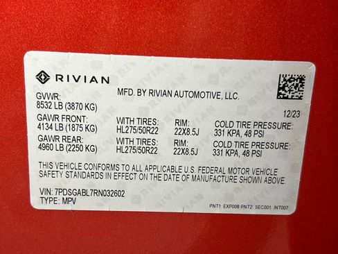 Used 2024 Rivian R1S Launch Edition image 40