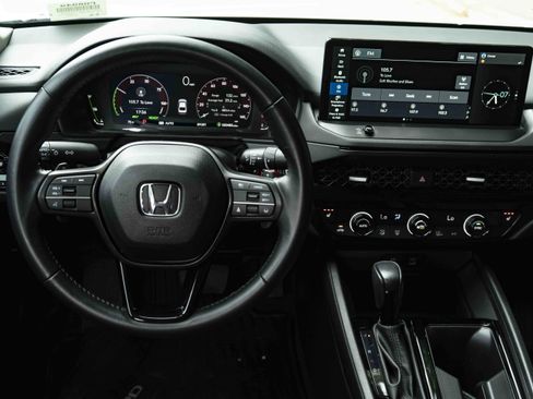 Used 2024 Honda Accord EX-L image 19