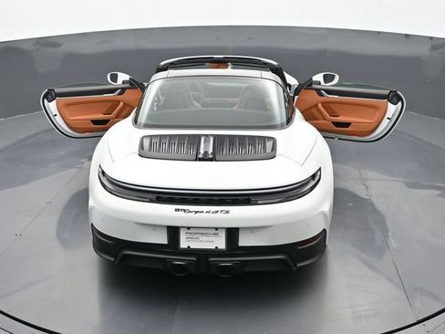 Certified 2026 Porsche 911 Targa 4 GTS AWD/4WD image 25