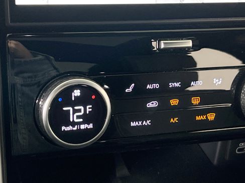 Used 2023 Land Rover Discovery HSE R-Dynamic image 20