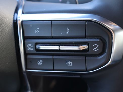 Used 2024 GMC Acadia Elevation w/ Black Edition image 20