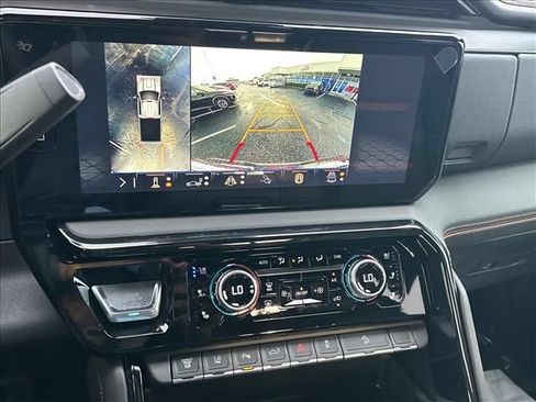 New 2026 GMC Sierra 2500 AT4 w/ AT4 Premium Plus Package AWD/4WD image 35