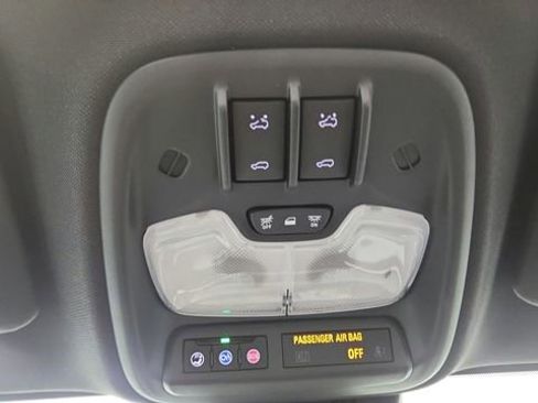 Used 2024 GMC Canyon AT4X w/ AT4X AEV Edition image 81