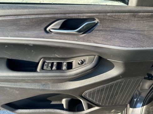 New 2026 Jeep Grand Cherokee Altitude AWD/4WD image 19