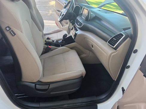 Used 2019 Hyundai Tucson SE FWD image 32