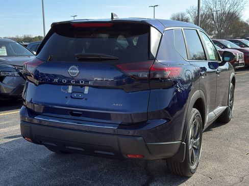 New 2026 Nissan Rogue SV AWD/4WD image 5