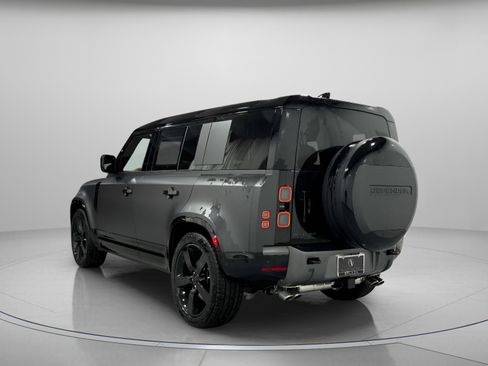 New 2026 Land Rover Defender 110 V8 image 3