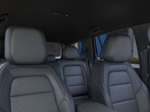 New 2025 Chevrolet Equinox LT w/ Convenience Package II image 24