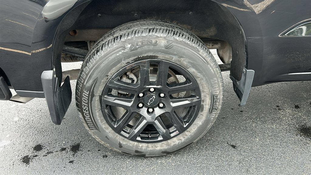 Used 2024 Chevrolet Silverado 1500 RST AWD/4WD image 11