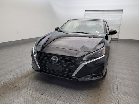 Used 2023 Nissan Altima 2.5 SV FWD image 15